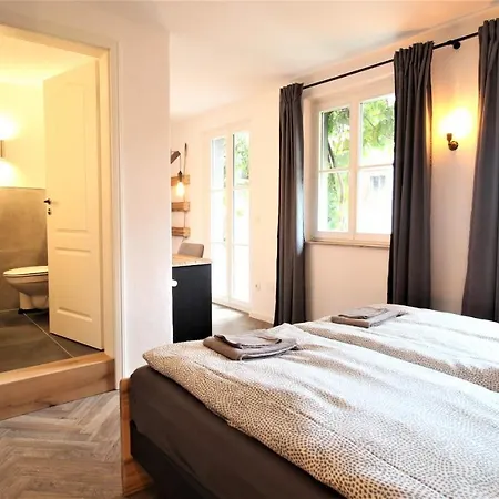 Idyllic Setting In Center - Bright & Modern Apartment *
