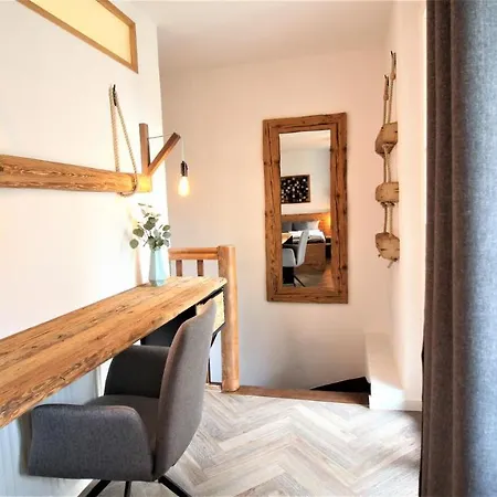 Idyllic Setting In Center - Bright & Modern Apartment Wurzburg