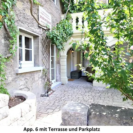 Apartment Idyllic Setting In Center - Bright & Modern *