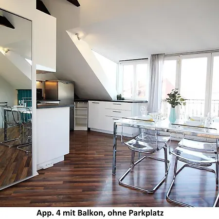 Daire Idyllic Setting In Center - Bright & Modern Würzburg