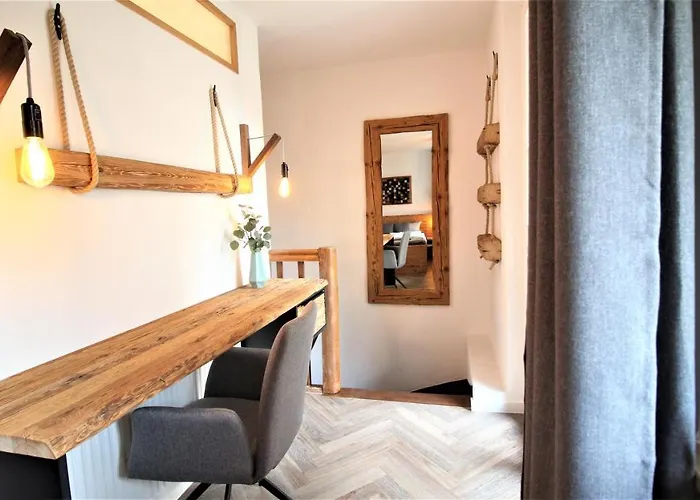 Idyllic Setting In Center - Bright & Modern דירה וירצבורג